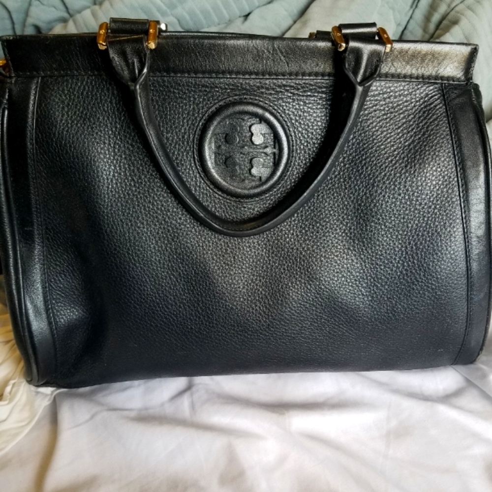 Tory Burch Leather Tote. Rare!